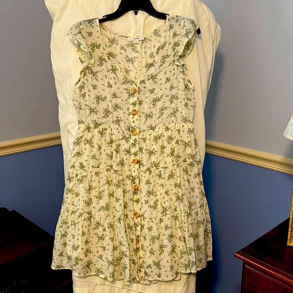 Women’s cap sleeve dress